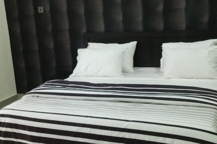Room 12 of 12