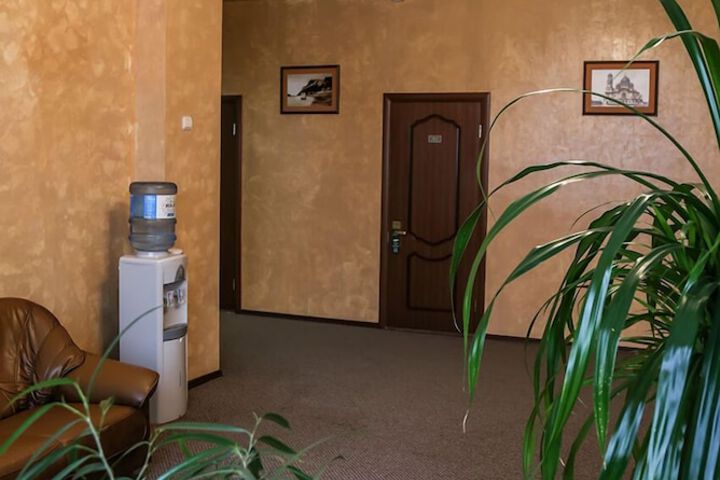 Ballroom/Hall 84 of 89