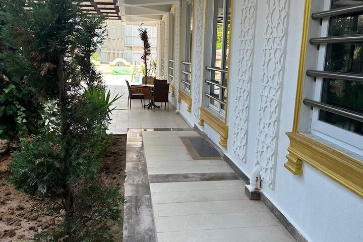 Hotel 73 of 93