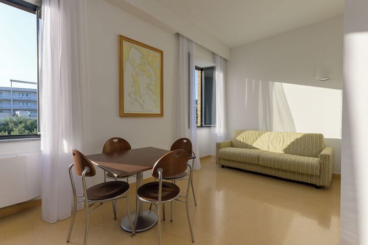Room 62 of 138