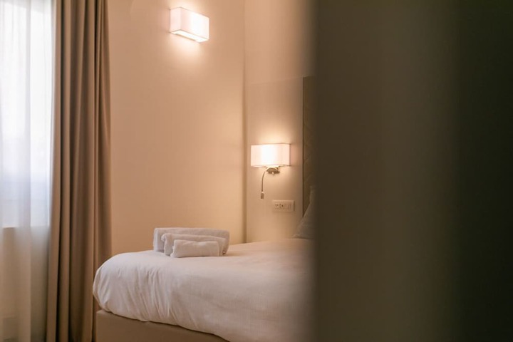 Room 16 of 75