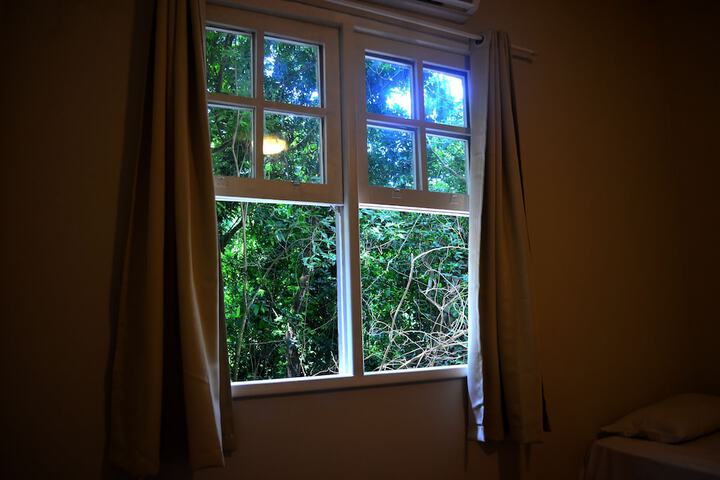 Room 44 of 69