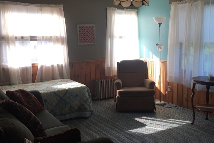 Room 19 of 35