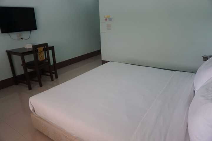 Room 17 of 54