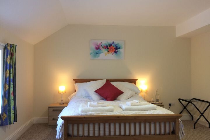 Room 6 of 40