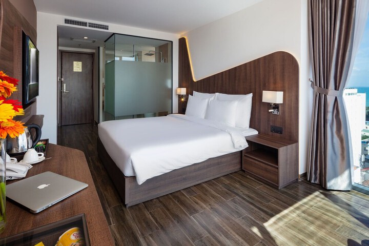 Room 15 of 45