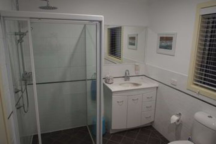 Room 3 of 20