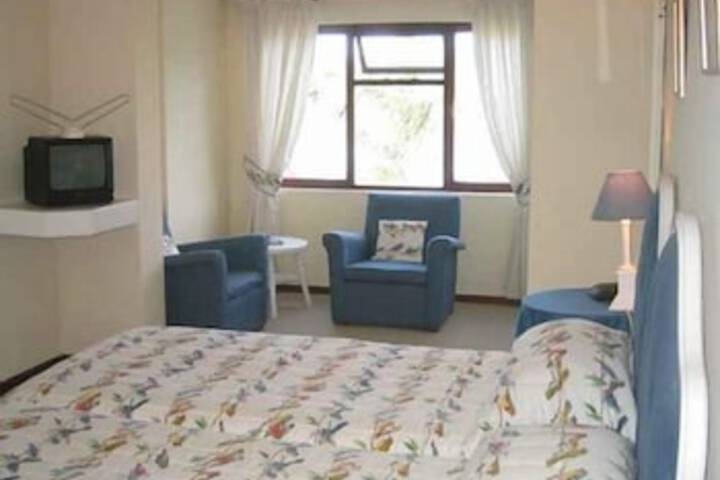 Room 13 of 75