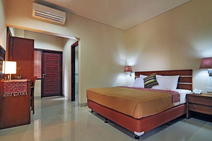 Room 5 of 37