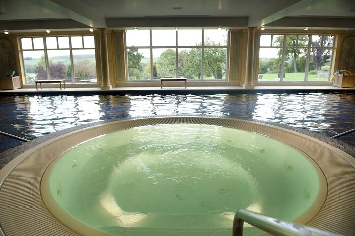 Spa 32 of 55