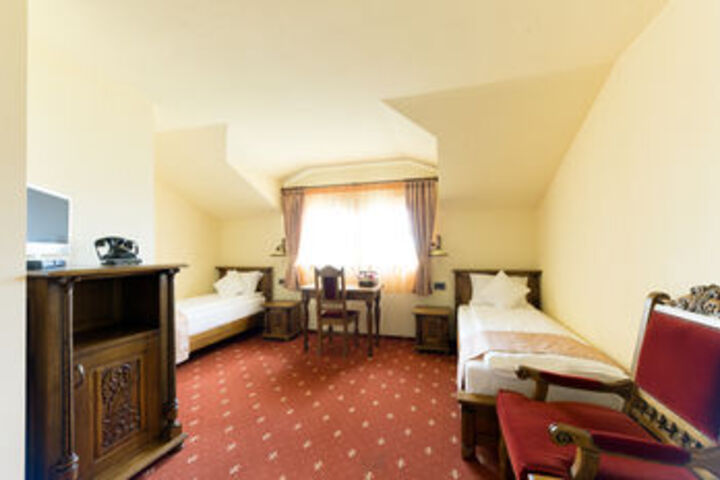 Room 36 of 67