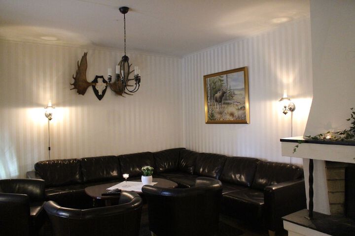 Hotel 6 of 103