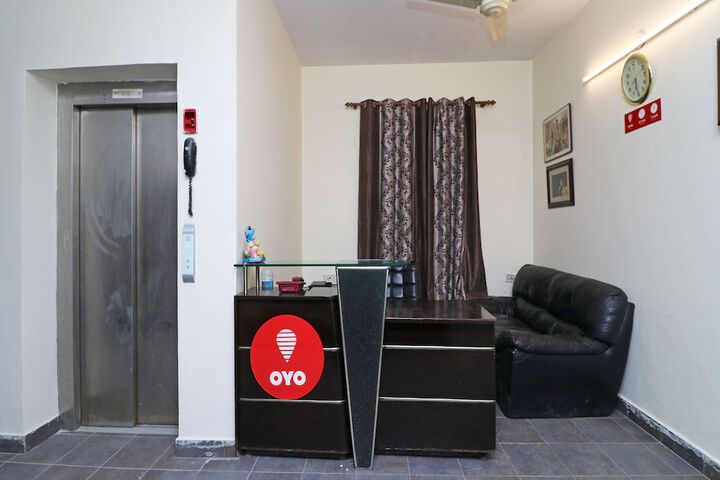OYO 11925 KRISHNA 26