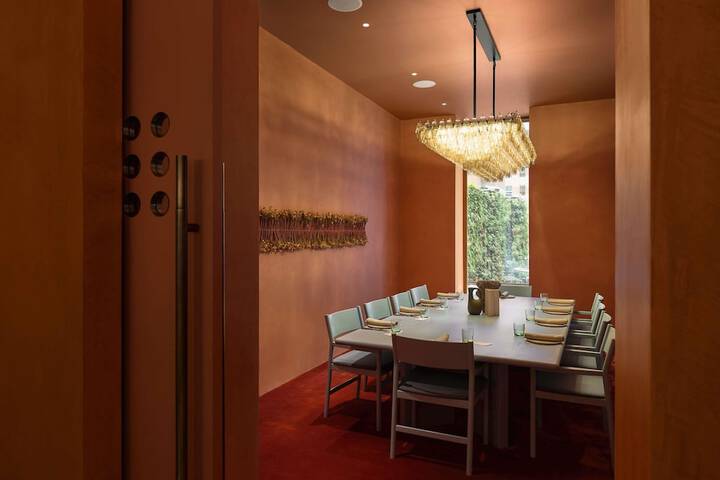 Dining 114 of 154