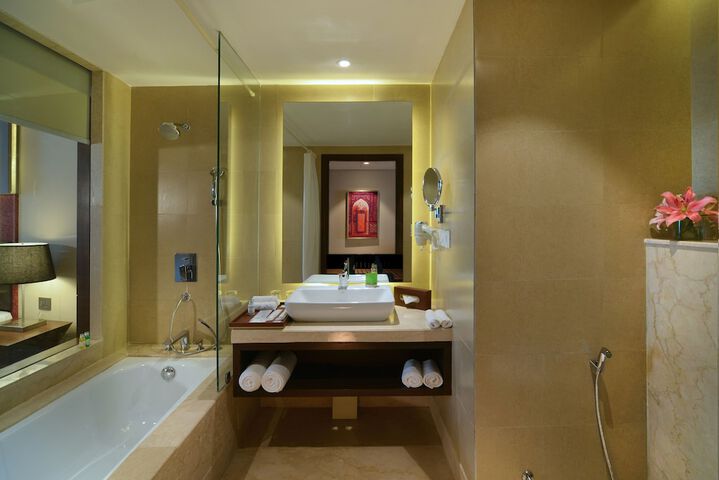 Room 28 of 55