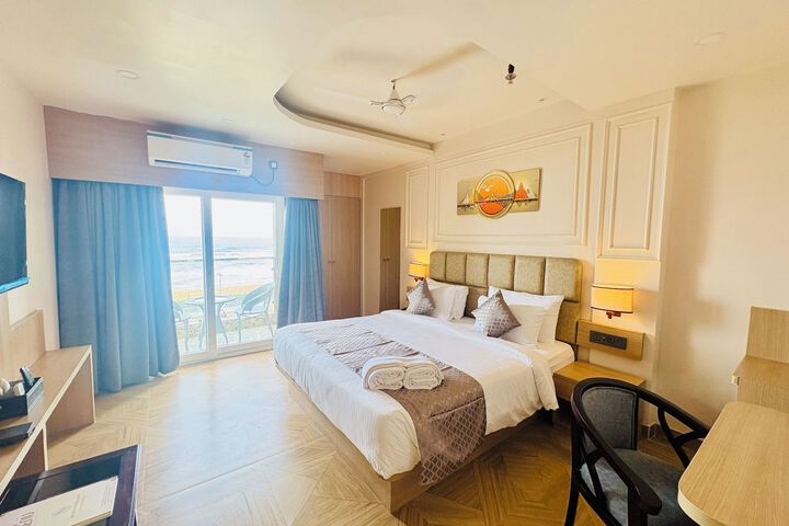 Room 29 of 32