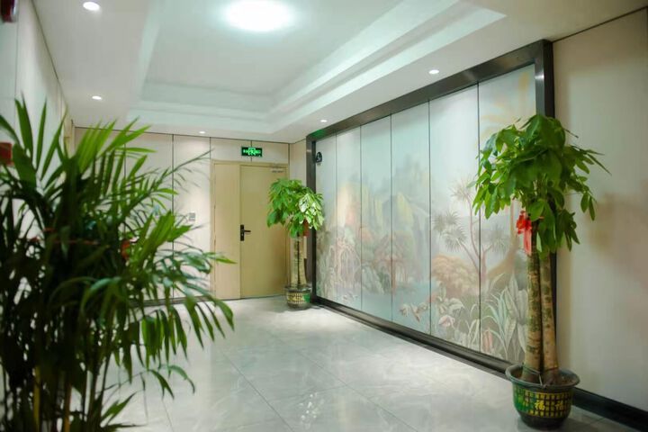 Hotel Interior 10 of 15