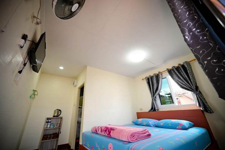 Room 5 of 29