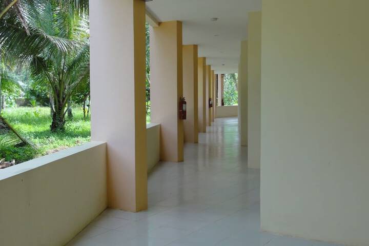 Ballroom/Hall 38 of 57