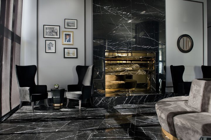 Hotel Interior 10 of 98