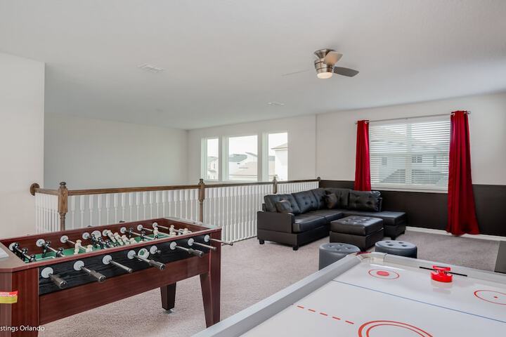 Room 6 of 55