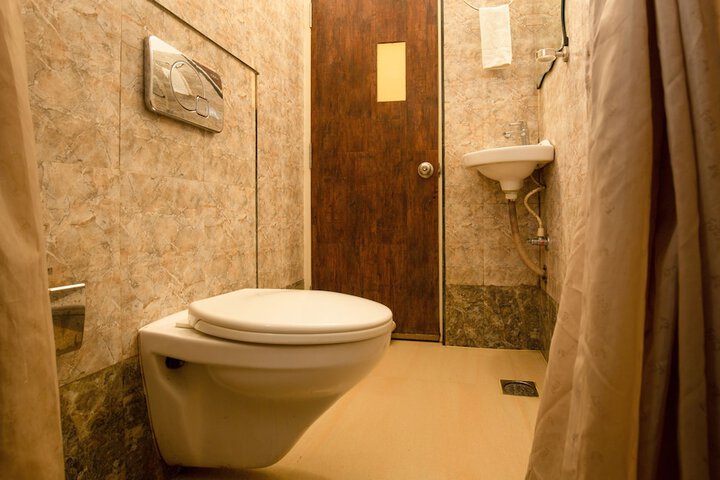 Room 29 of 48