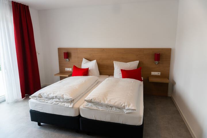Room 16 of 47