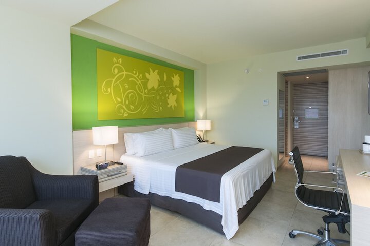 Room 3 of 55