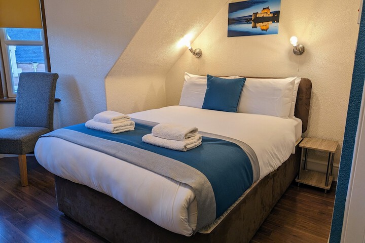 Room 25 of 53