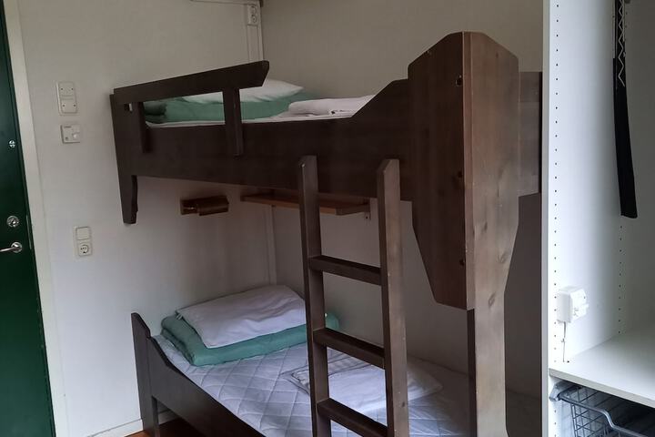 Room 22 of 81