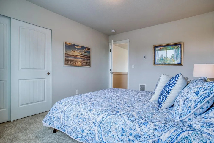 Room 2 of 20