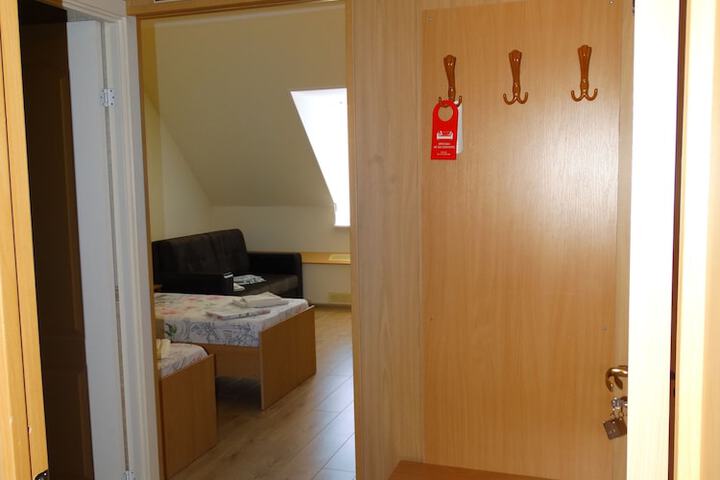 Room 11 of 26