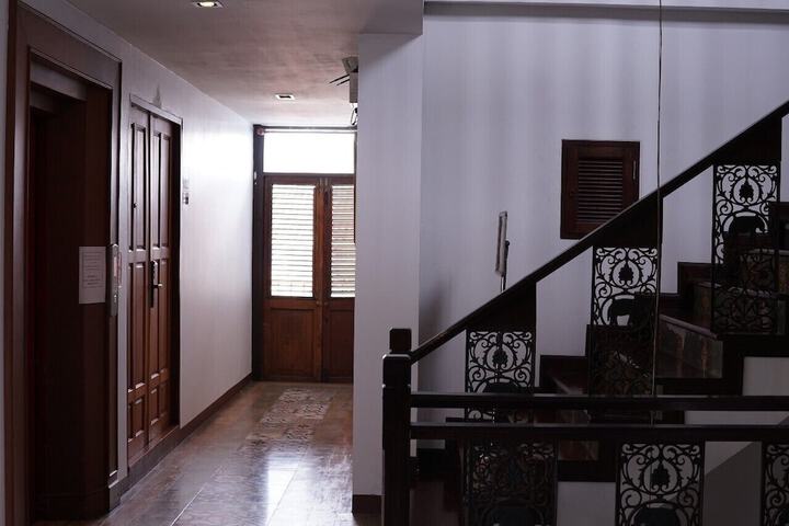 Hotel 4 of 139