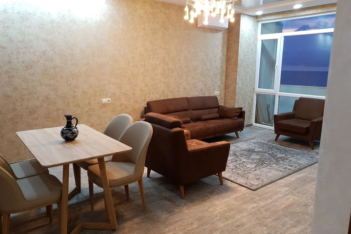 Room 16 of 35