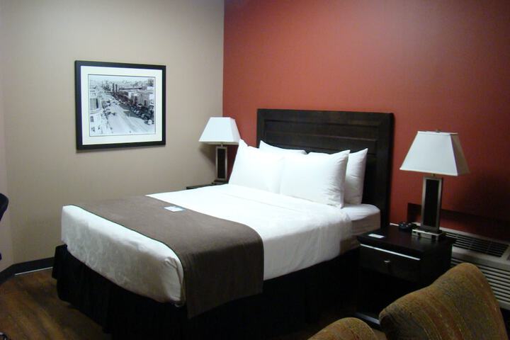 Room 6 of 46