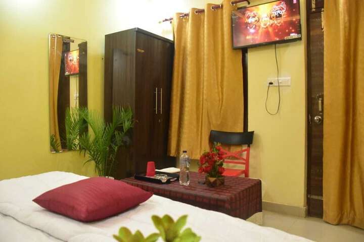 Room 7 of 29