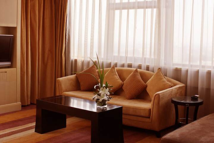 Room 23 of 35