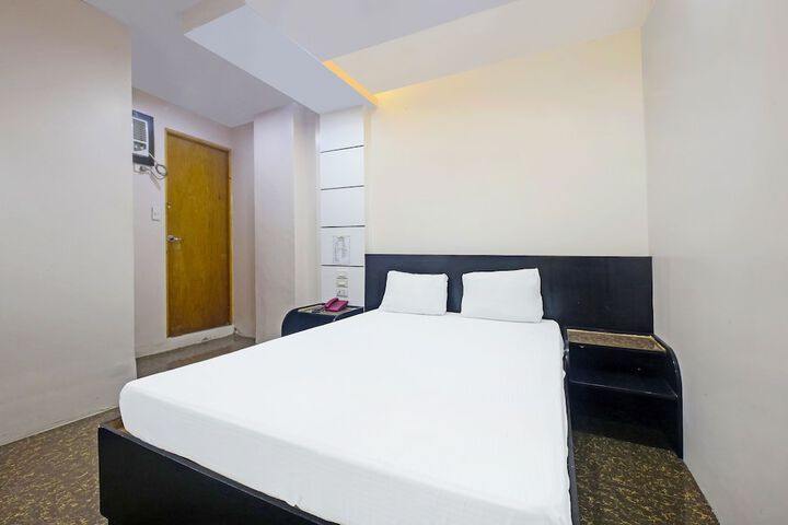 Room 19 of 30