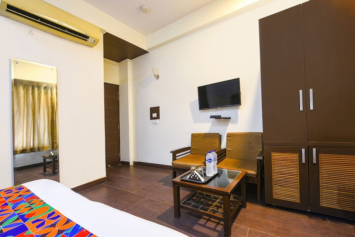 Room 14 of 36
