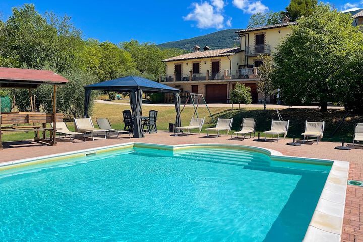 Pool 49 of 61