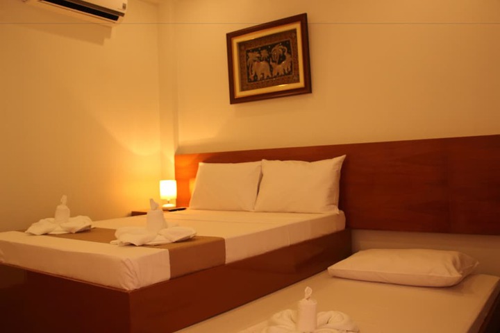 Room 16 of 46