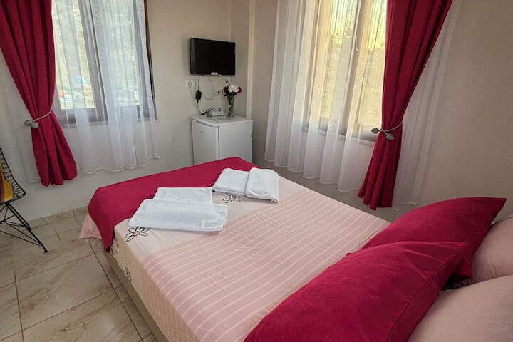 Room 22 of 108