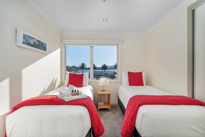 Room 25 of 139