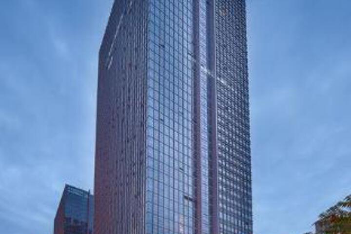 Inzone Royal Plaza Hotels