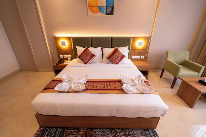 Room 12 of 26