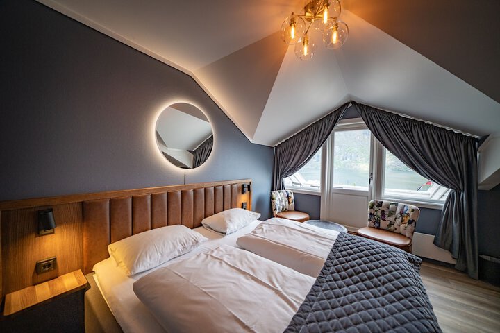 Room 17 of 50