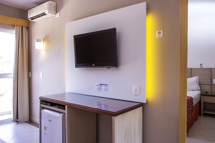 Room 44 of 139