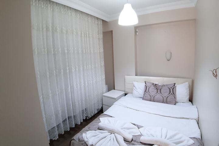 Room 14 of 123