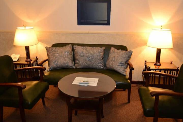 Room 48 of 119