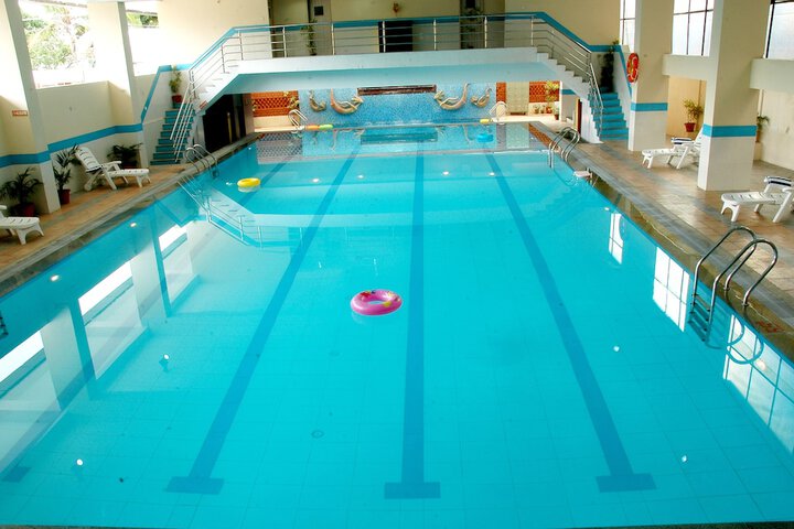 Hotel with Pool